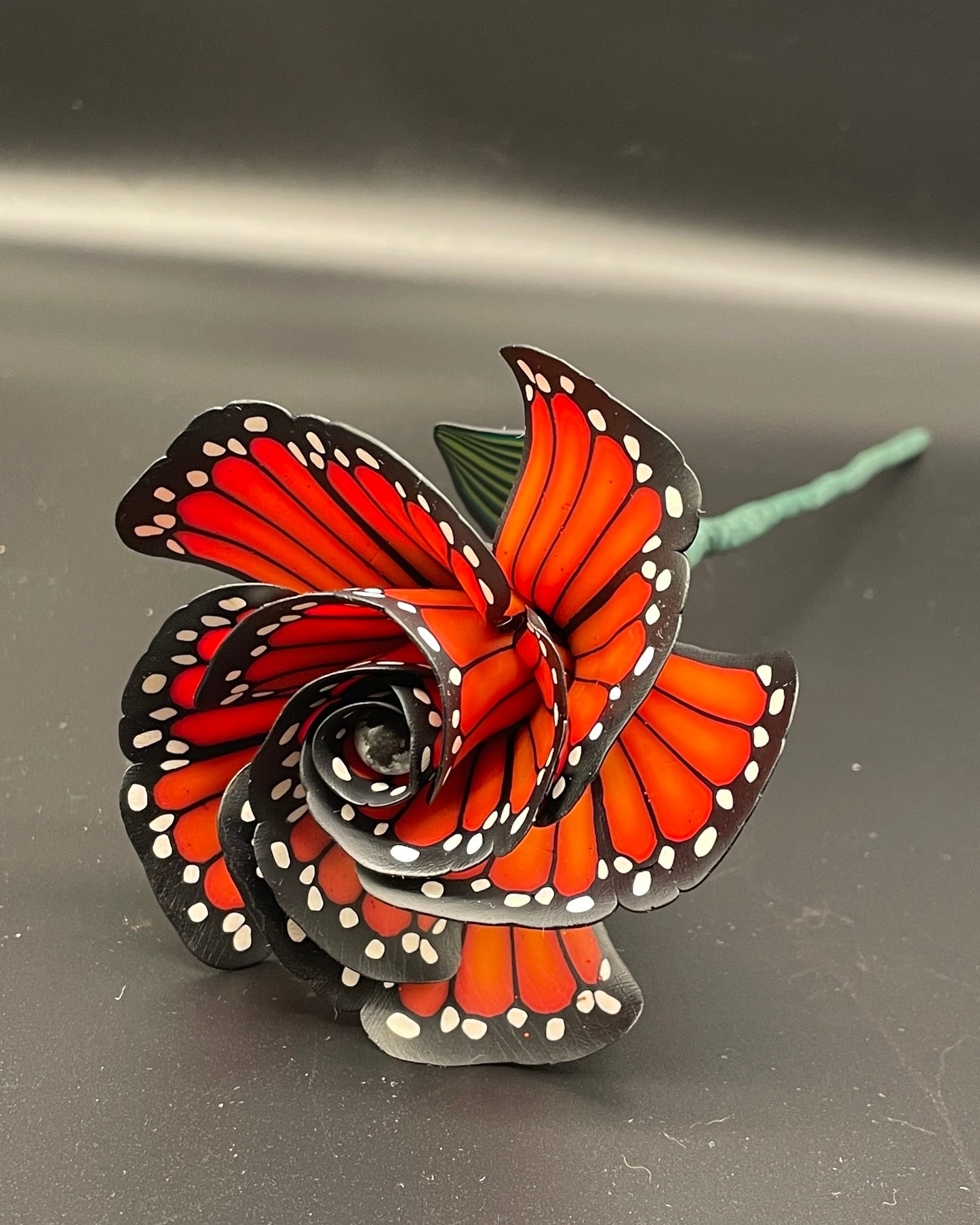 Monarch rose