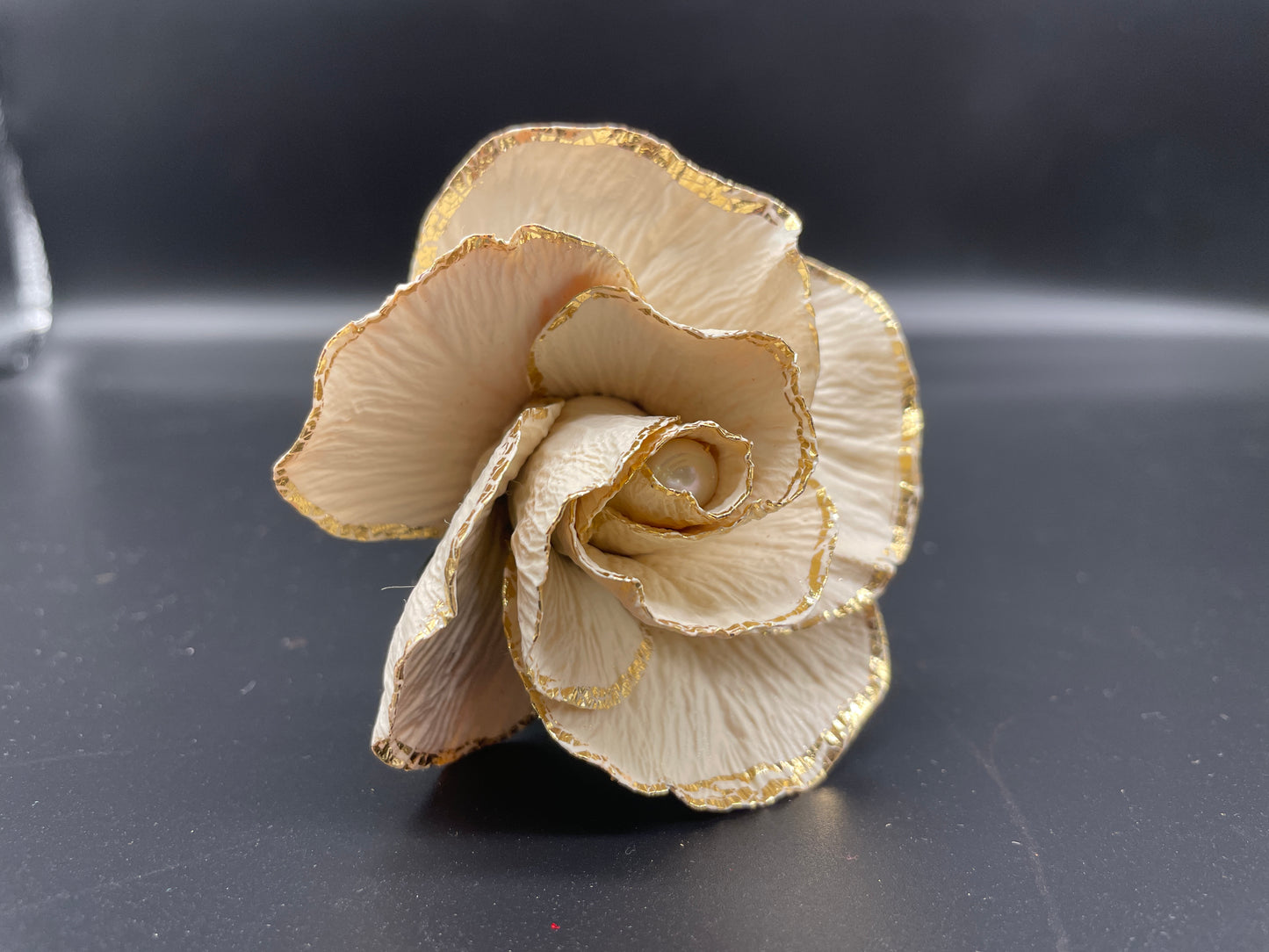 Butter Yellow Gold Leaf Rose