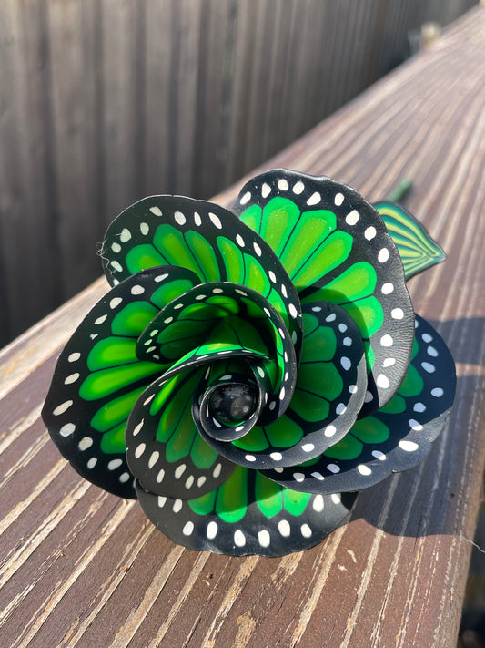 Green Monarch rose