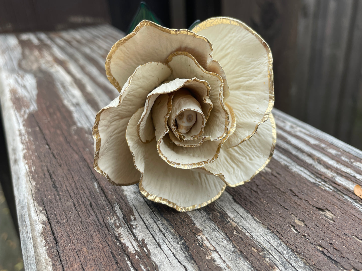 Butter Yellow Gold Leaf Rose