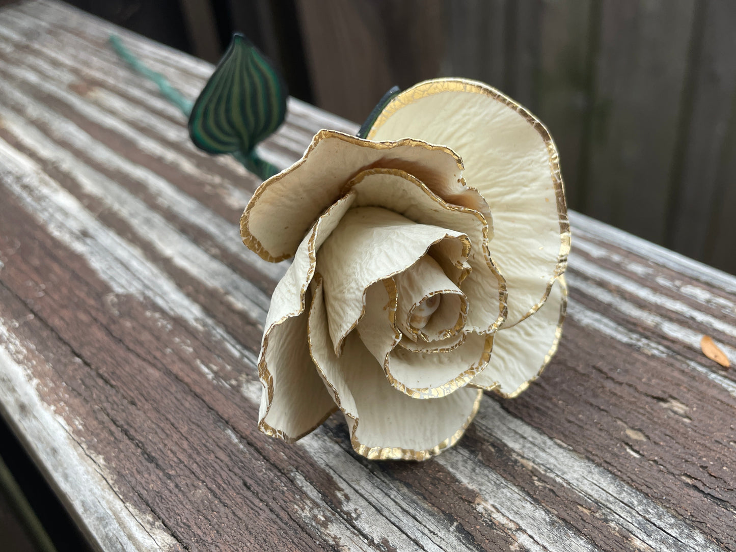 Butter Yellow Gold Leaf Rose