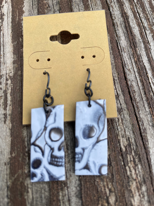 Skull earrings