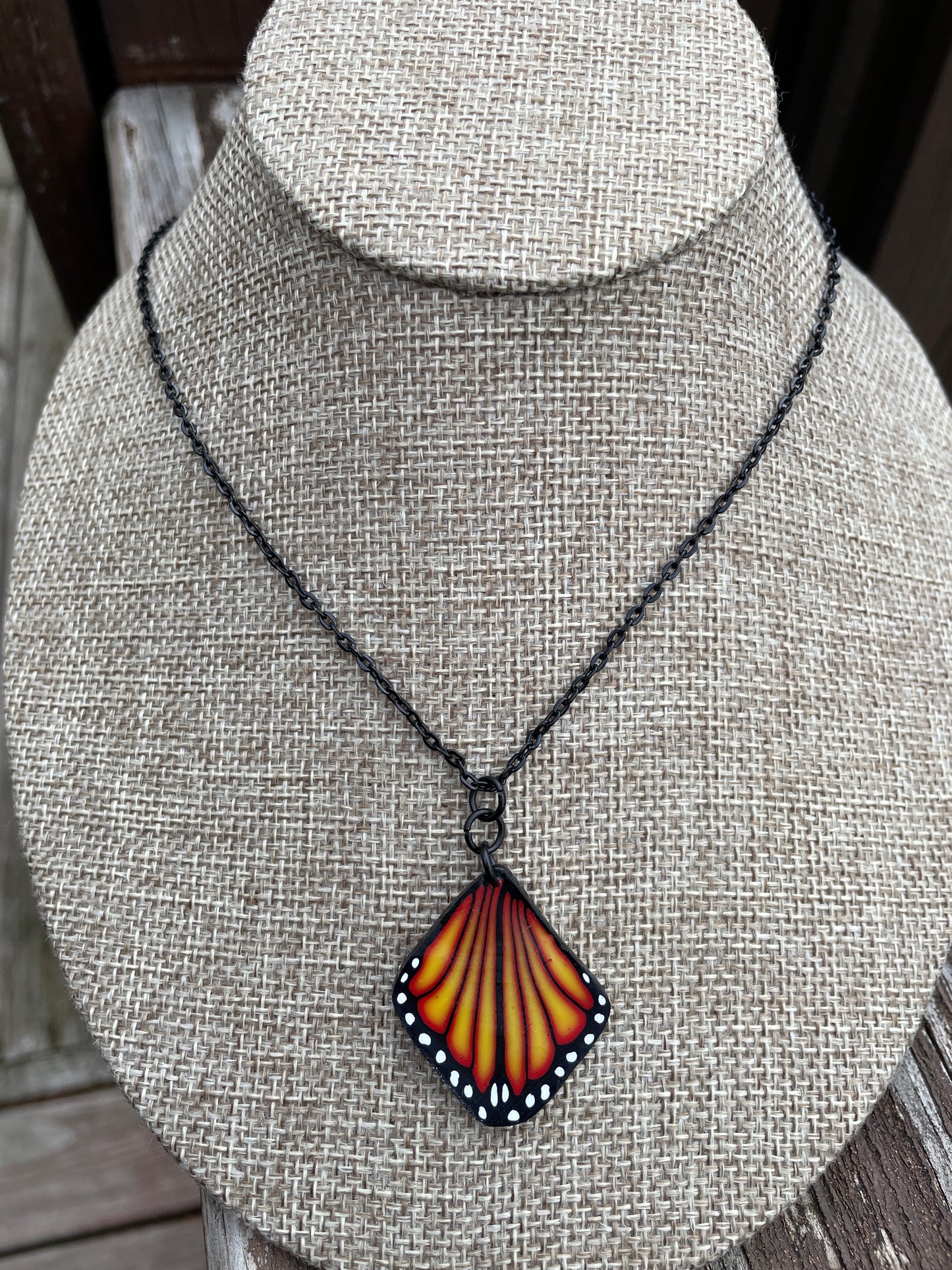 Monarch necklace (single petal)